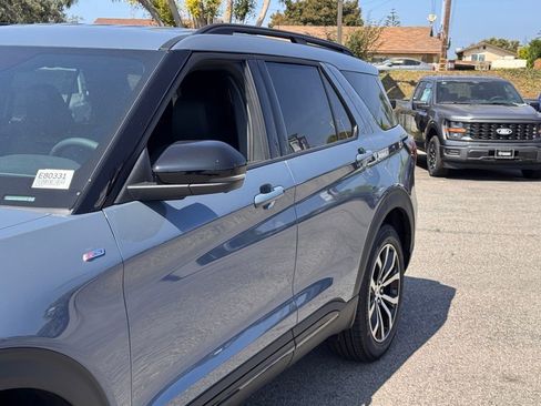 New 2026 Ford Explorer ST-Line image 9