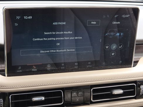 Used 2021 Lincoln Nautilus Reserve AWD/4WD image 10