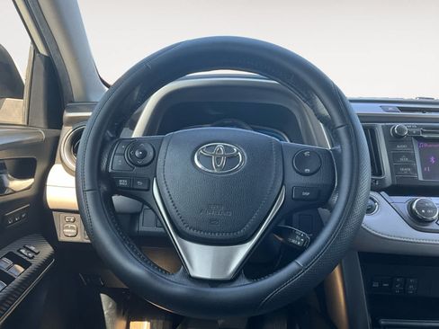 Used 2013 Toyota RAV4 Limited FWD image 12