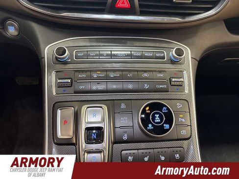 Used 2023 Hyundai Santa Fe Limited image 19