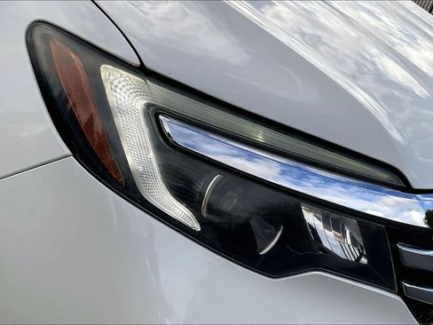 Used 2017 Honda Pilot EX image 31