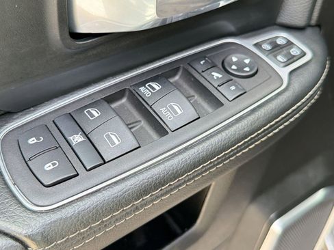 Used 2024 RAM 2500 Laramie w/ Safety Group AWD/4WD image 19