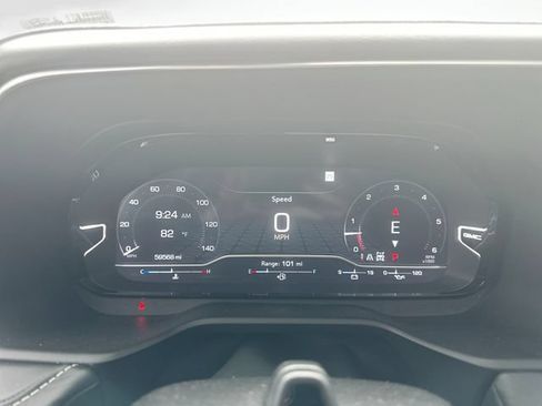 Used 2023 GMC Yukon Denali Ultimate AWD/4WD image 19