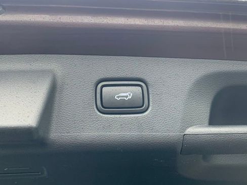 Certified 2025 Hyundai Palisade SEL image 6