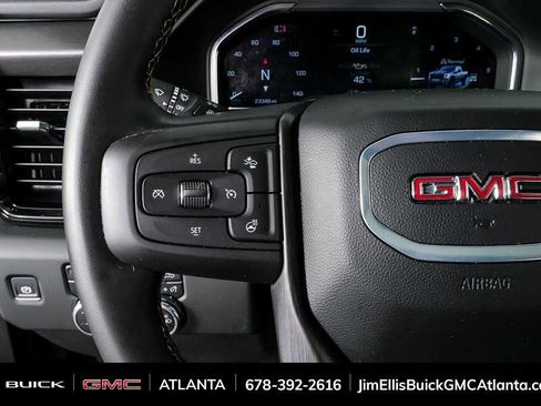 Used 2024 GMC Sierra 2500 AT4 w/ AT4 Premium Plus Package AWD/4WD image 10