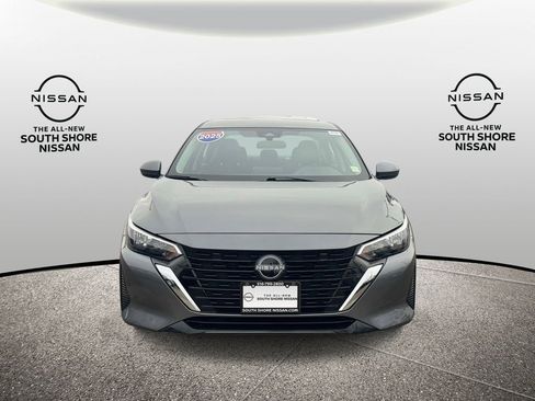 Used 2025 Nissan Sentra SV w/ All-Weather Package FWD image 2