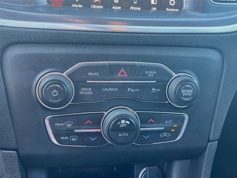 Used 2019 Dodge Charger Scat Pack RWD image 15