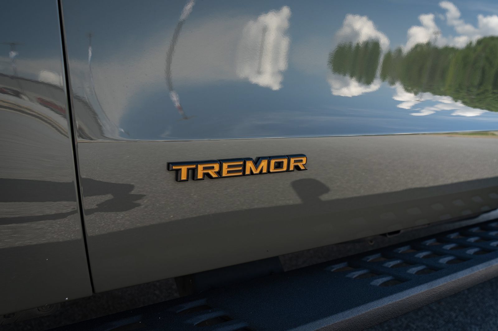 Used 2025 Ford Expedition Tremor AWD/4WD image 12
