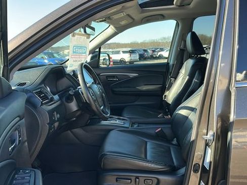 Used 2023 Honda Ridgeline RTL-E image 9