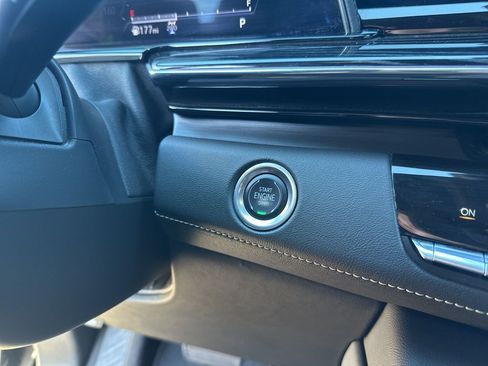 Used 2022 Cadillac Escalade ESV Sport w/ Touring Package image 20