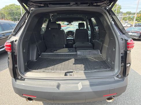 Certified 2024 Chevrolet Traverse LT w/ LPO, Floor Liner Package AWD/4WD image 25