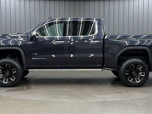 Used 2025 GMC Sierra 1500 Denali Ultimate AWD/4WD image 2