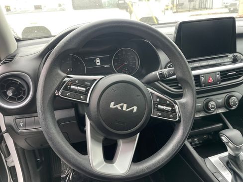 Used 2024 Kia Forte LXS image 29