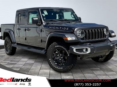 New 2025 Jeep Gladiator Sport