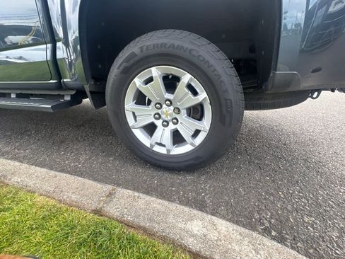 Used 2019 Chevrolet Colorado LT w/ LT Convenience Package RWD image 14