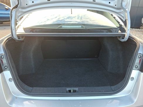 Used 2023 Nissan Versa S image 27