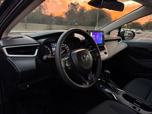 Used 2023 Toyota Corolla LE image 32