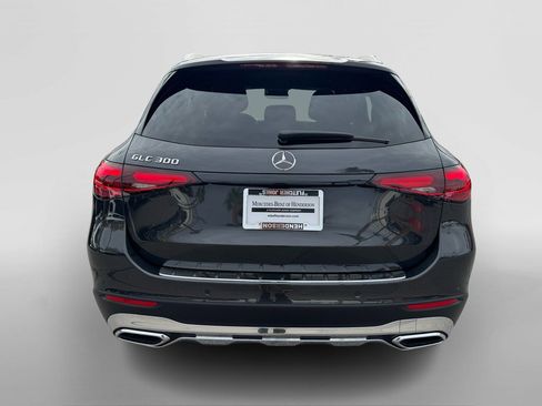 Certified 2025 Mercedes-Benz GLC 300 image 4