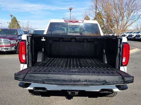 Used 2020 GMC Sierra 1500 AT4 w/ AT4 Premium Package image 13