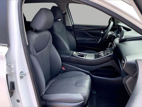 Used 2021 Hyundai Santa Fe SE FWD image 9