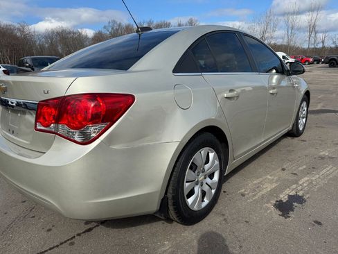Used 2015 Chevrolet Cruze LT image 11