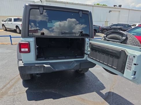 Used 2024 Jeep Wrangler Unlimited Sport AWD/4WD image 26