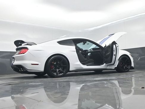 Used 2017 Ford Mustang Shelby GT350R w/ GT350R Equipment Group 920A RWD image 79