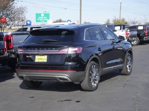 Used 2022 Lincoln Nautilus Reserve image 6