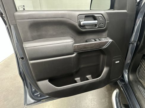 Used 2022 Chevrolet Silverado 1500 LTZ w/ LTZ Premium Package image 21