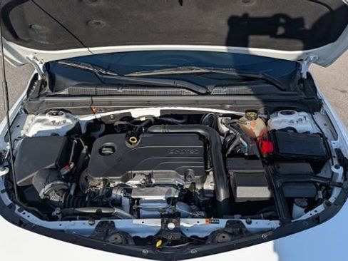 Used 2022 Chevrolet Malibu LT image 26