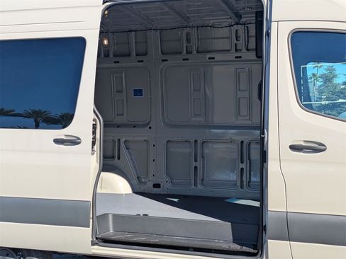New 2025 Mercedes-Benz Sprinter 2500 image 9