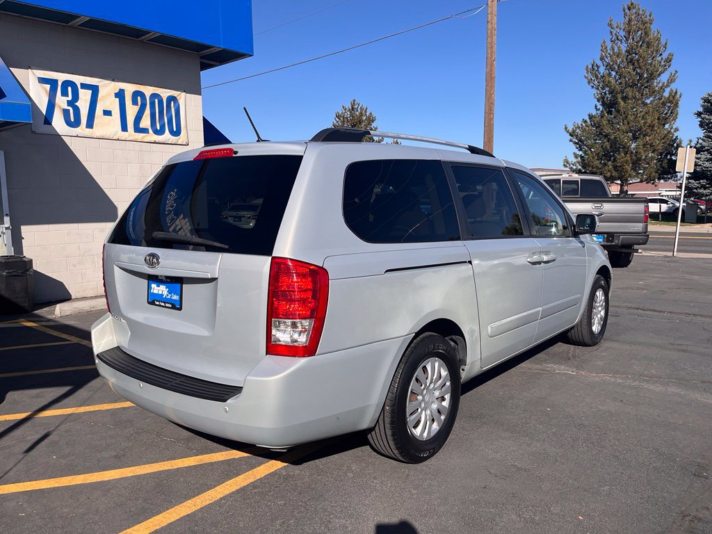 Used 2012 Kia Sedona LX FWD image 3