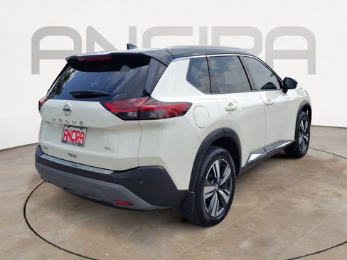 Used 2021 Nissan Rogue SL FWD image 13