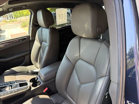 Used 2020 Porsche Macan S AWD/4WD image 21