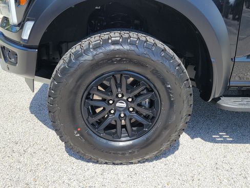 Certified 2024 Ford F150 Raptor AWD/4WD image 5