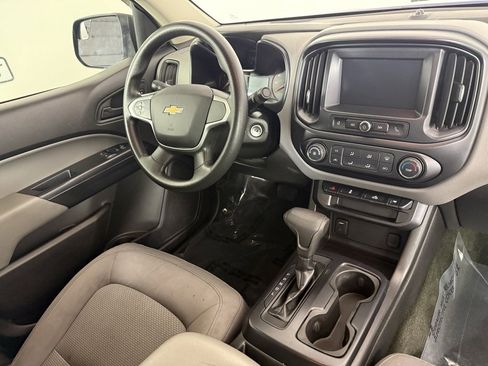 Used 2017 Chevrolet Colorado W/T image 18