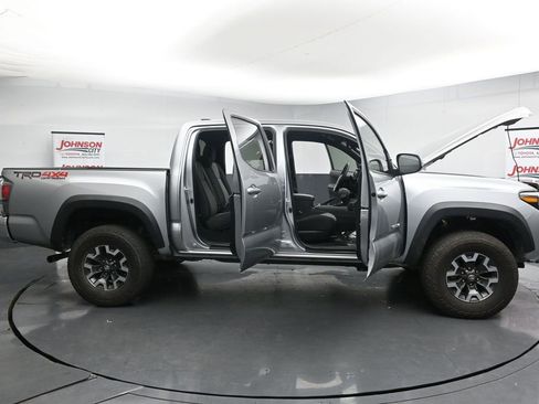 Used 2023 Toyota Tacoma TRD Off-Road AWD/4WD image 27
