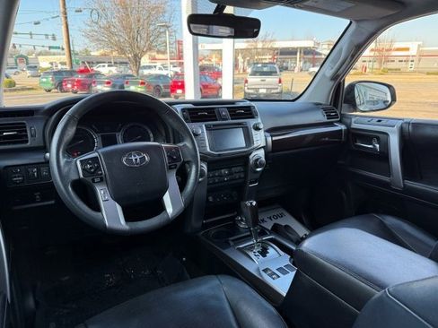 Used 2019 Toyota 4Runner Limited image 18