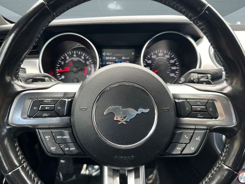 Used 2020 Ford Mustang Premium image 15