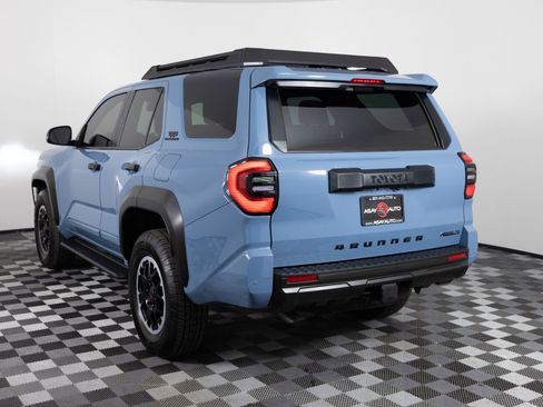 Used 2025 Toyota 4Runner TRD Off-Road image 5