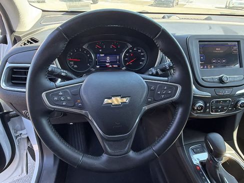 Used 2022 Chevrolet Equinox LT AWD/4WD image 15