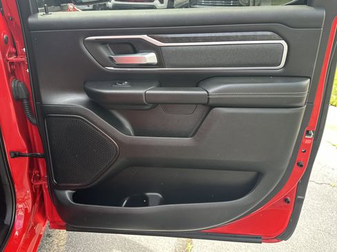 Used 2022 RAM 1500 Big Horn AWD/4WD image 16
