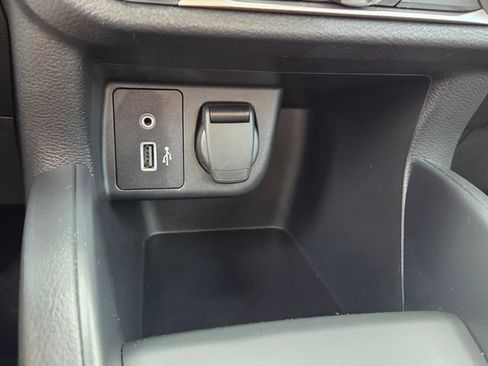 Used 2025 Nissan Versa S w/ Trunk Package FWD image 27