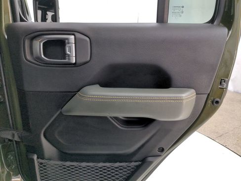 Used 2024 Jeep Wrangler High Altitude image 34