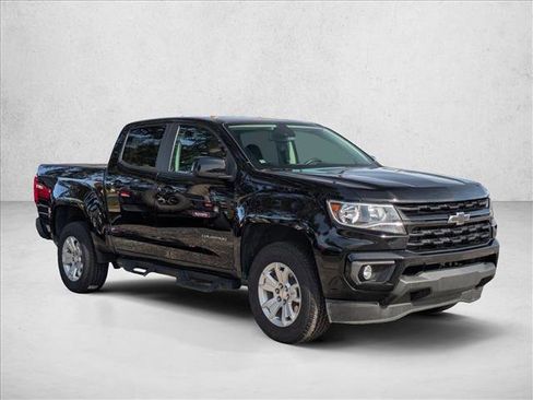 Used 2022 Chevrolet Colorado LT w/ Safety Package image 3