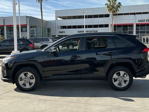 Used 2023 Toyota RAV4 XLE FWD image 3