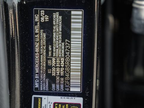 Used 2024 Mercedes-Benz GLE 450e 4MATIC image 43