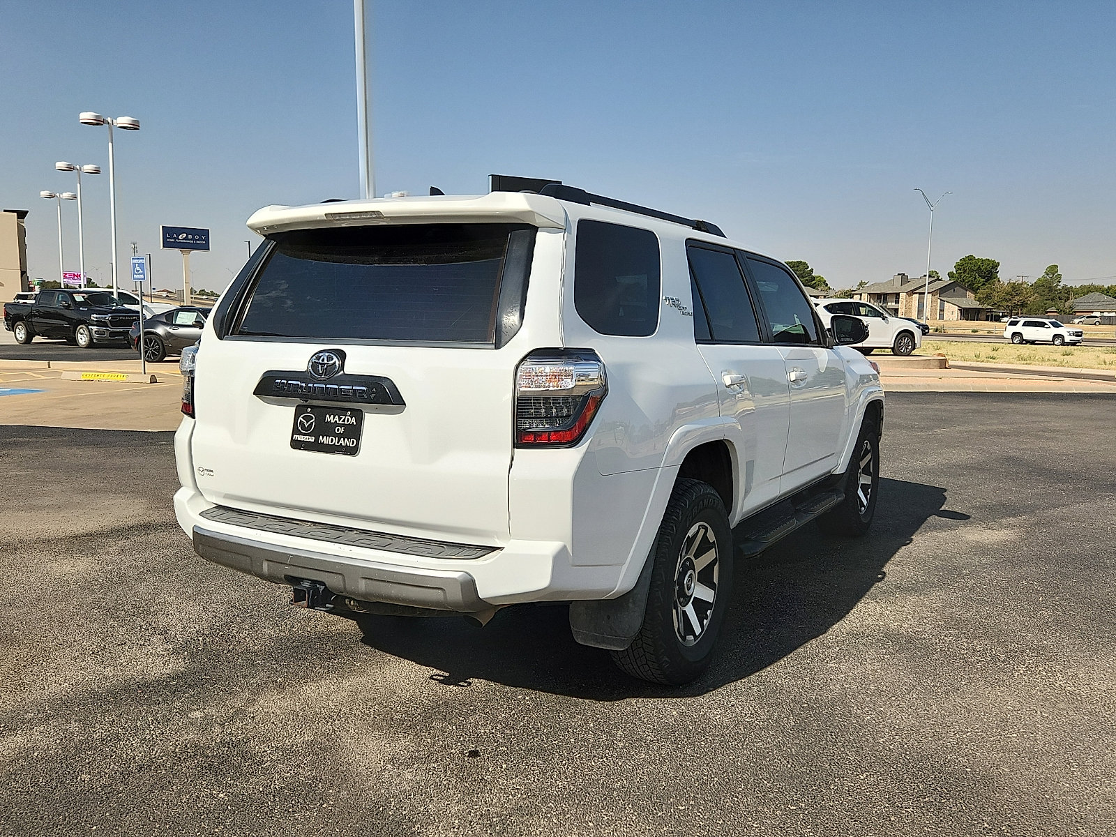 Used 2021 Toyota 4Runner TRD Off-Road Premium w/ Moonroof Package AWD/4WD image 5