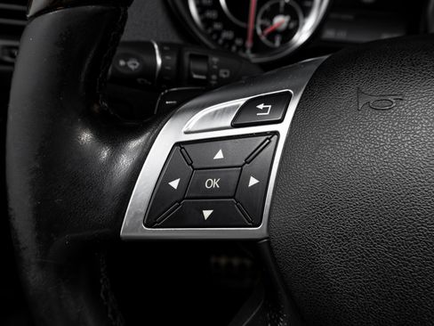 Used 2015 Mercedes-Benz G 63 AMG 4MATIC image 48