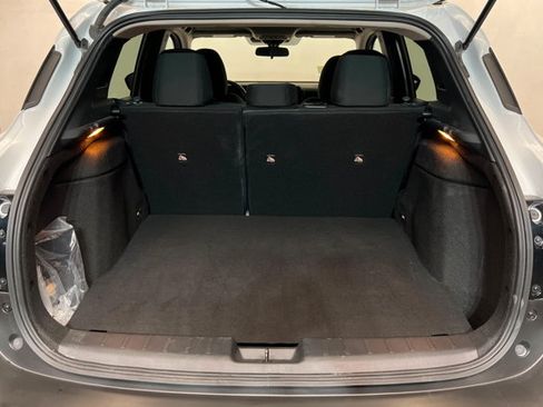Used 2025 Nissan Kicks SV w/ SV Premium Package AWD/4WD image 22